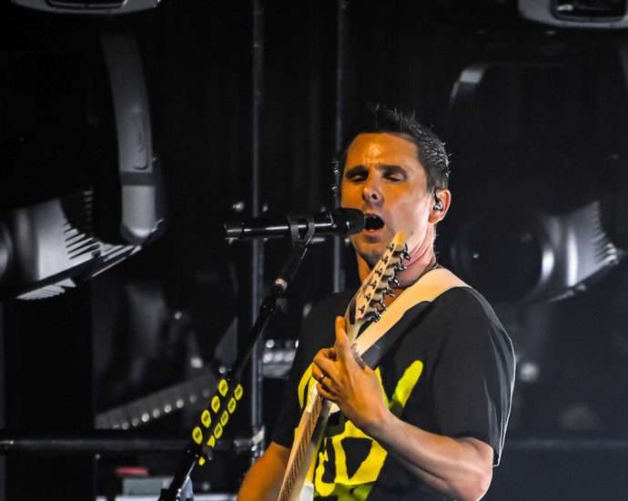 Muse Live at the Riviera Theatre