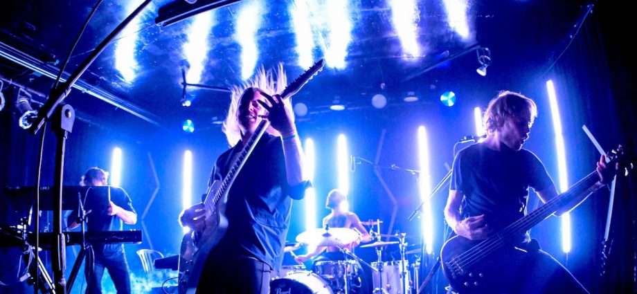 Vola Live At Beat Kitchen