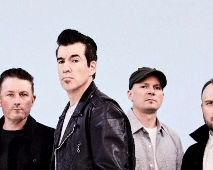 Theory of a Deadman in The Rust Belt