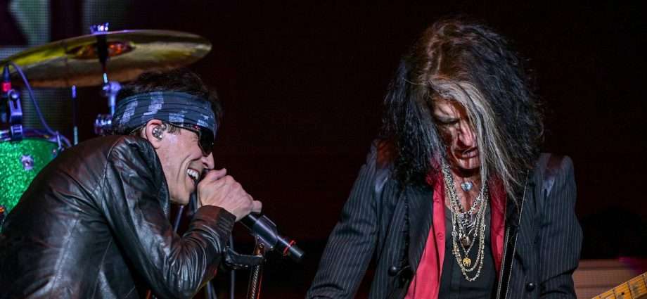 Joe Perry Project Live At Arcada [GALLERY] 1