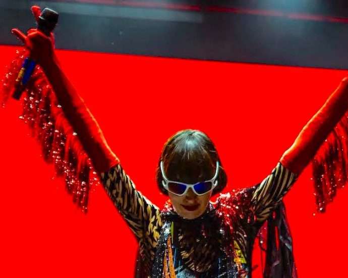 The Yeah Yeah Yeahs Electrify the Stage at Huntington Bank Pavilion 1
