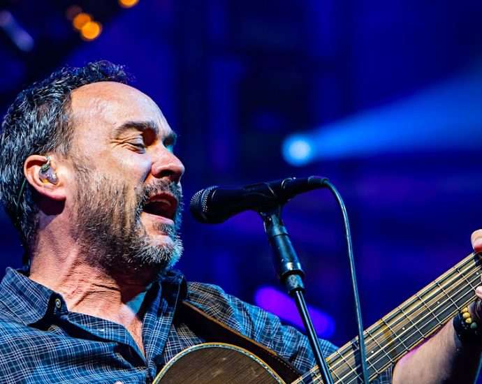 Dave Matthews Band Live at Huntington Bank Pavilion [GALLERY] 2