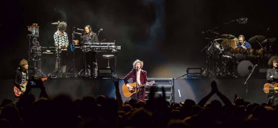 Beck Live at Huntington Bank Pavilion [GALLERY]