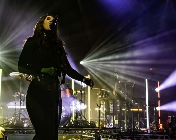 Grouplove Live at the Riviera Theatre [GALLERY]