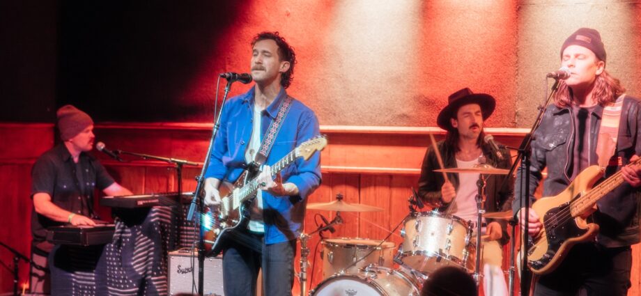 Grizfolk Live At Schubas [GALLERY] 1