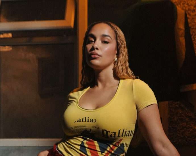 Jorja Smith Shares Soulful New Single “With You” Amid Worldwide Tour