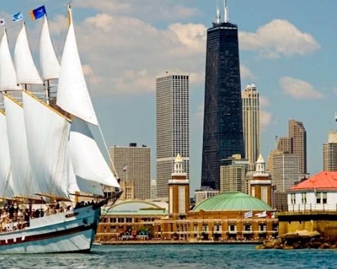 Live Blues & Lakefront Views: Tall Ship Windy’s Concert Sails