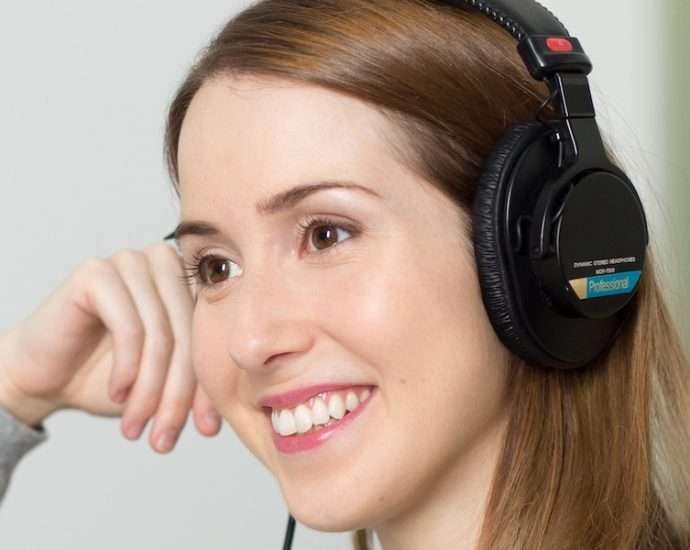 10 Best Places to Discover New Music: From Streaming to Chicago Record Stores & More