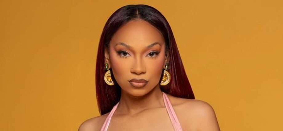 Mariah Dawne serves up her new single “Pink Lemonade,” a refreshing burst of soulful energy and bold style.