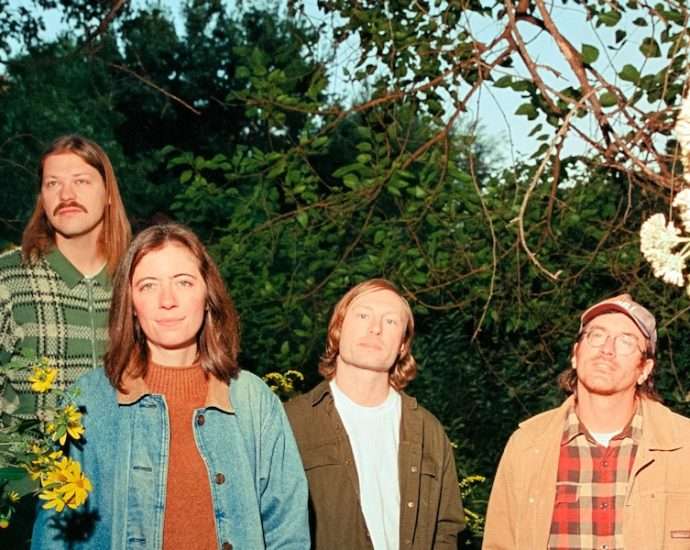 Ratboys Sign to New West Records, Drop New Single “Light Night Mountains All That,” Announce 2026 Tour