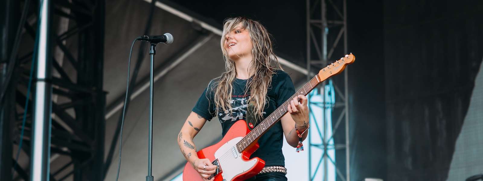 Loviet Live at Riot Fest