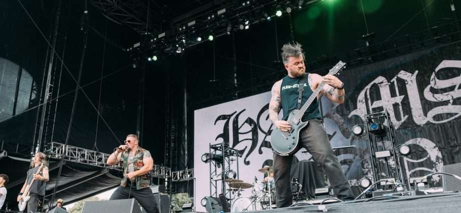 Harms Way Live at Riot Fest [GALLERY] 1