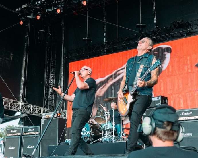 Bad Religion Live at Riot Fest [GALLERY] 1