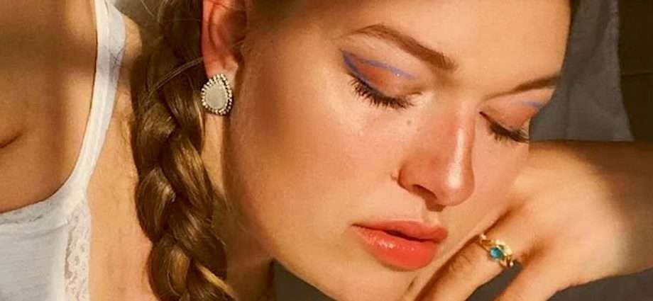 Celine Georgi’s “Déjà Vu” Delivers Unforgettable Emotion and Elegance – Song of the Day