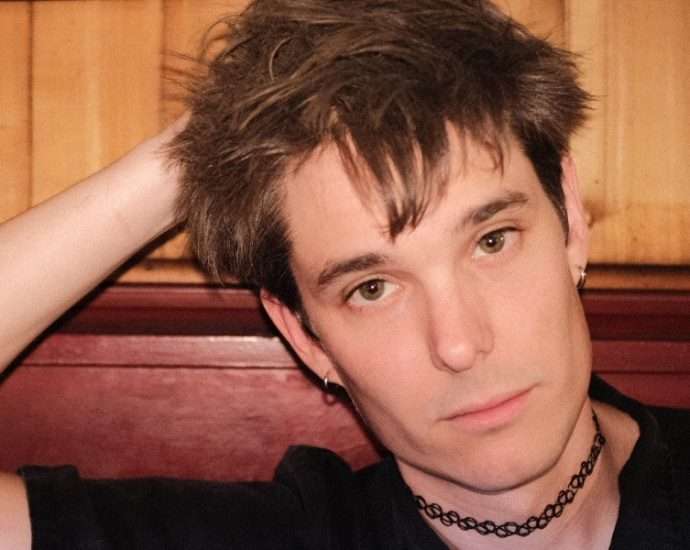 Indie Rock Breakout Wes Parker Unleashes Mesmerizing New Track “Neck”