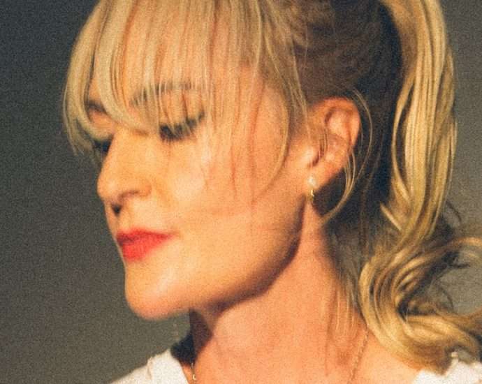 Metric Announce Highly Anticipated New Album Romanticize The Dive Out April 24, Share Explosive Single “Victim Of Luck”