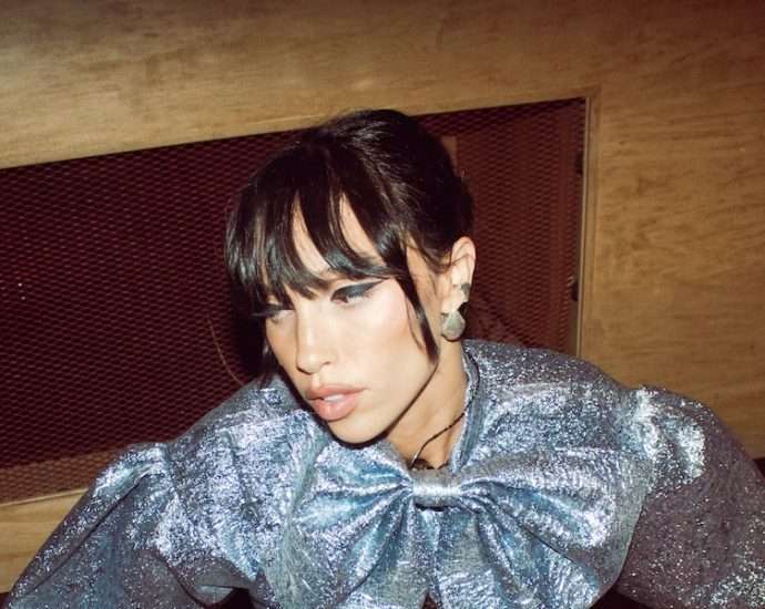 Syd Taylor Delivers Breakout Tour Moment Supporting Goldie Boutilier with Sold-Out Chicago Show February 25th