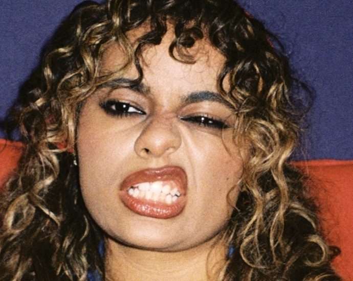 Breakout Pop Star Bella Kay Unveils Additional Tour Dates With Must-See Chicago Show April 19