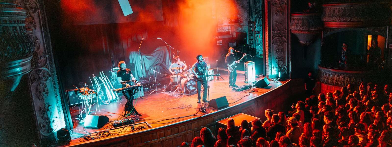 Telescreens Rock Thalia Hall: Exclusive Live Photo Gallery