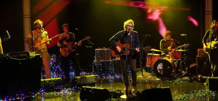 Jeff Tweedy Soars On ‘Jimmy Kimmel Live!’ With “Lou Reed Was My Babysitter” Performance