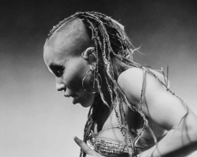 FKA twigs Brings Explosive Body High Tour to Chicago March 26