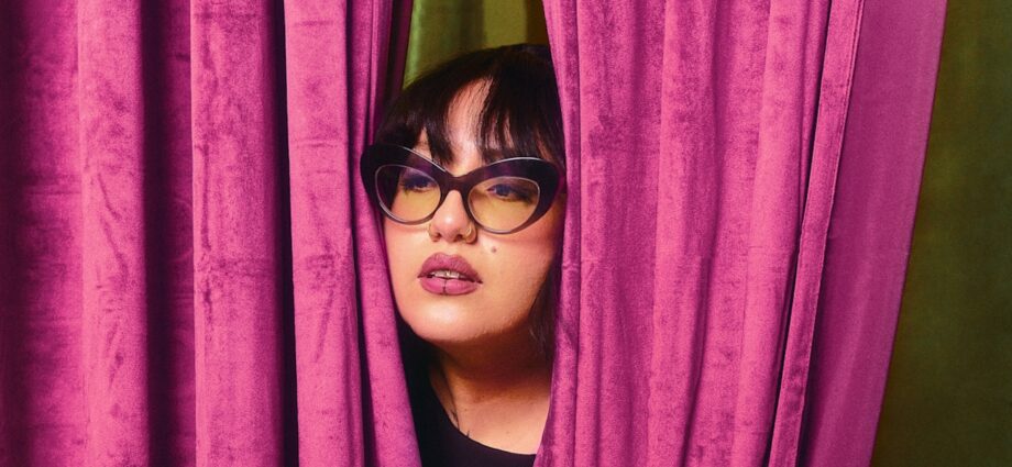 Sparklmami Announces Debut Album in this body Out June 5th, Shares Vibrant New Single “no te vayas”