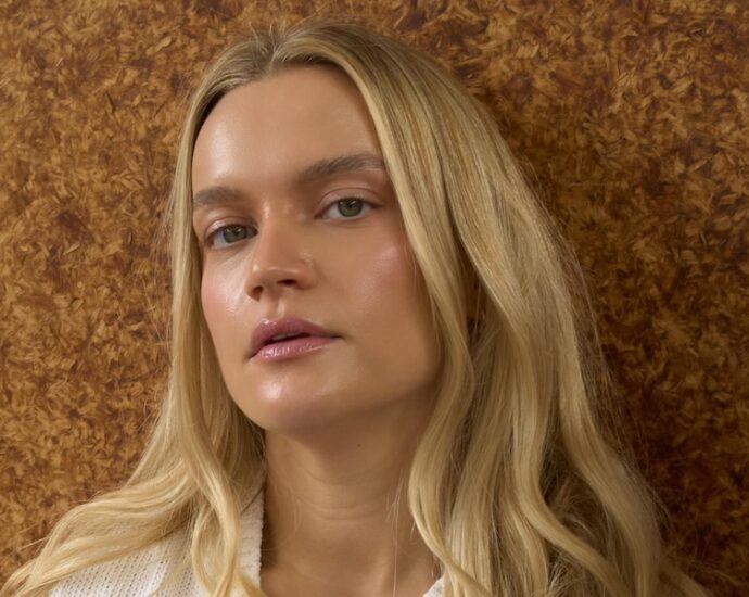 CHARLS Unveils Stunning New Ballad “Out In The Open”