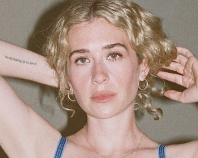 Blondshell Announces Exciting Global Headline Tour With Chicago Date 10/24 and Releases New Song “Heart Has To Work So Hard”