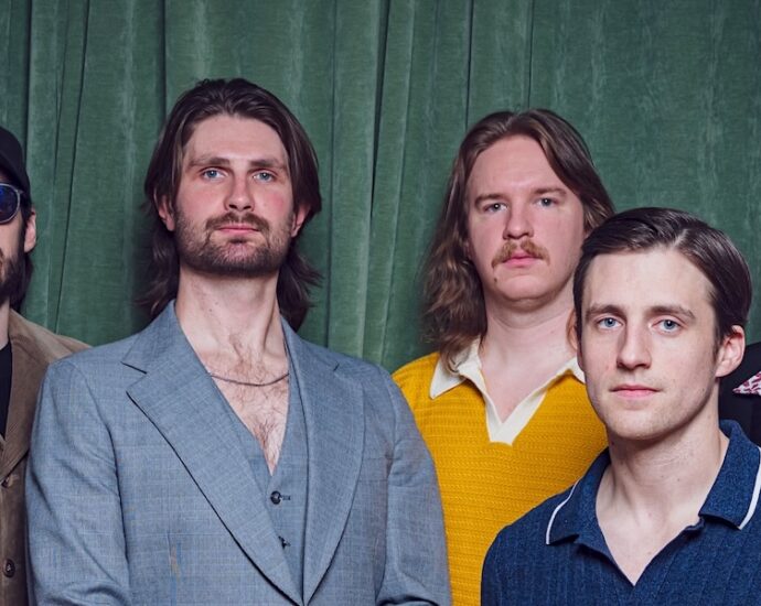 The Dead Bolts Bring South Side Swagger to Logan Square Arts Festival
