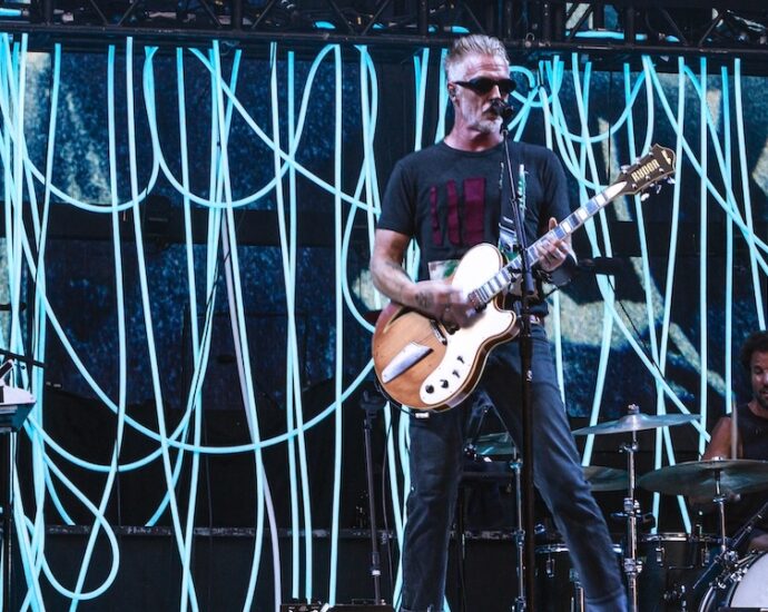 Queens Of The Stone Age Live At Soldier Field [GALLERY]