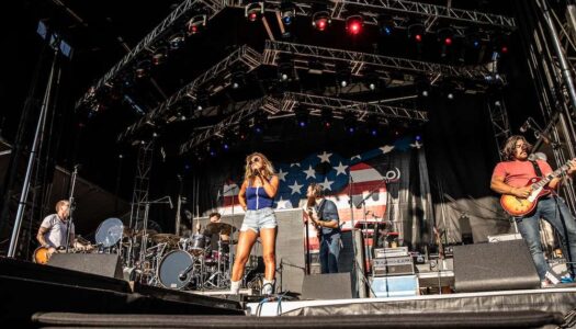 Jessie James Decker Live at Windy City Smokeout 2 Jessie James Decker Live at Windy City Smokeout 2