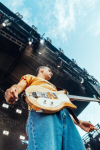 Photo © 2026 by: <a href="https://wdavisphoto.com/" target="_blank" rel="noopener">Wendy Davis</a> Bleachers Delivers an Unforgettable Sold-Out Opening Night at Chicago’s Salt Shed 26