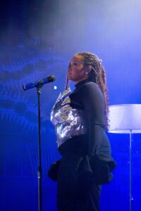 Photo © 2026 by: <a href="https://www.instagram.com/caracolbajosol/" target="_blank" rel="noopener">Cara Col</a> Alex Isley Delivers An Unforgettable, Sold-Out Show At House Of Blues 3