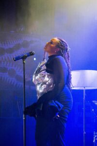 Photo © 2026 by: <a href="https://www.instagram.com/caracolbajosol/" target="_blank" rel="noopener">Cara Col</a> Alex Isley Delivers An Unforgettable, Sold-Out Show At House Of Blues 4