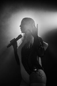 Photo © 2026 by: <a href="https://www.instagram.com/caracolbajosol/" target="_blank" rel="noopener">Cara Col</a> Hyd Showcases Amazing New Music in Intimate Performance at Sleeping Village 7