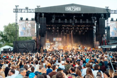 Photo © 2026 by: <a href="https://wdavisphoto.com/" target="_blank" rel="noopener">Wendy Davis</a> Bleachers Delivers an Unforgettable Sold-Out Opening Night at Chicago’s Salt Shed 14