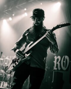 Photo © 2026 by: Felix Jen Fur Coats and Headbanging: Stone Tribute Pilots and Down Rodeo Ignite Chicago's House of Blues 11