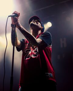 Photo © 2026 by: Felix Jen Fur Coats and Headbanging: Stone Tribute Pilots and Down Rodeo Ignite Chicago's House of Blues 9