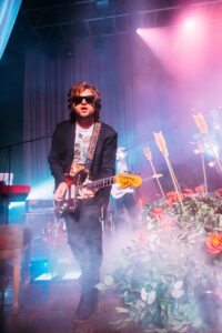 20 Incredible Photos of Suki Waterhouse's Lollapalooza Aftershow 9