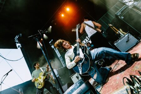 Photo © 2026 by: Carson Kennedy Chicago’s Ax and the Hatchetmen Ignite a Powerful 2nd Hometown Show with Royel Otis 16