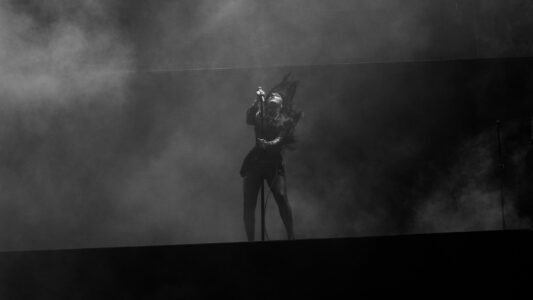 Charli XCX Returns to Lollapalooza with an Unforgettable Performance [GALLERY] 18