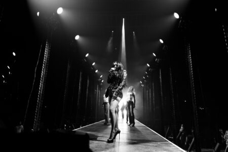 Charli XCX Returns to Lollapalooza with an Unforgettable Performance [GALLERY] 9
