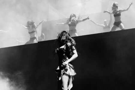 Charli XCX Returns to Lollapalooza with an Unforgettable Performance [GALLERY] 4