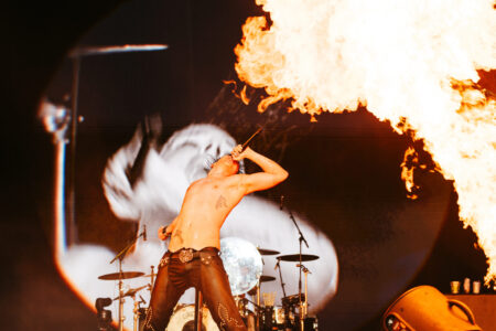 Lollapalooza Day 2 Delivers Unforgettable Moments Across Every Stage 7