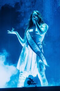 Tove Lo Brings Her Unapologetic Energy to Chicago’s Salt Shed 8