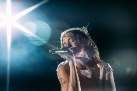 Tove Lo Brings Her Unapologetic Energy to Chicago’s Salt Shed 13