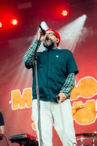 Motion City Soundtrack Live At Riot Fest [GALLERY] 17