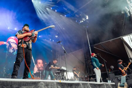 Motion City Soundtrack Live At Riot Fest [GALLERY] 7