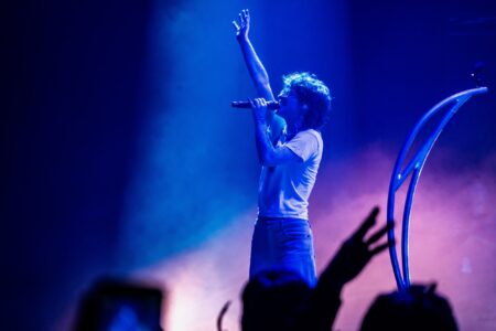 Room for Everyone: Cavetown Models Acceptance and Joy at Salt Shed 3