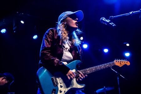 Lambrini Girls Live At The Vic [GALLERY] 8